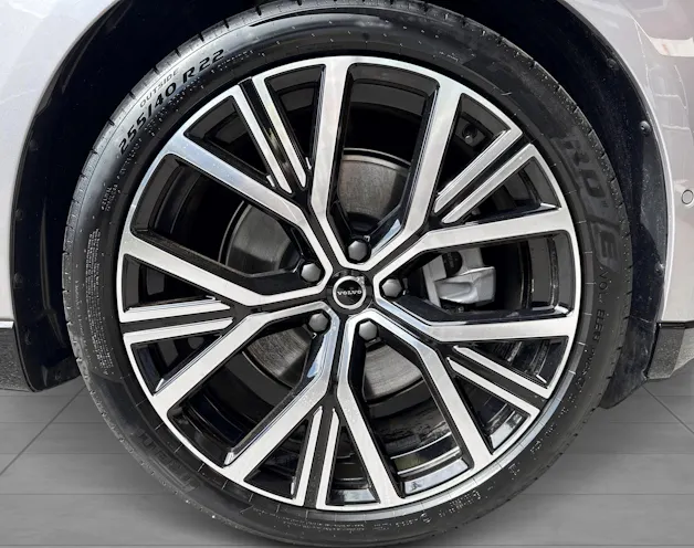 VOLVO ES90 Ultra