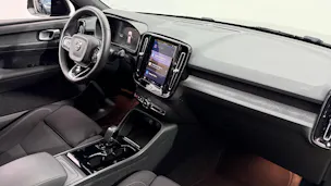 VOLVO XC40 P6 Core