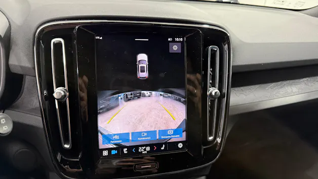 VOLVO XC40 P6 Core