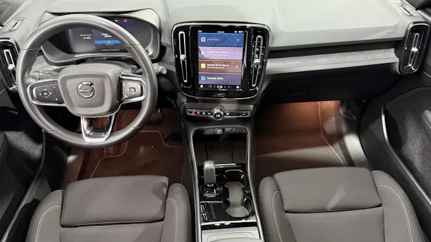 VOLVO XC40 P6 Core
