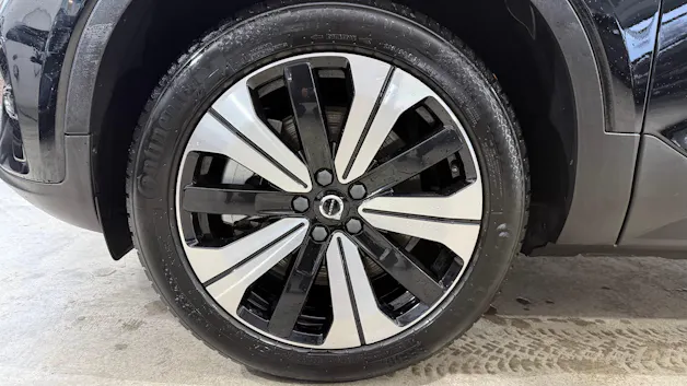 VOLVO XC40 P6 Core