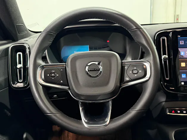 VOLVO XC40 P6 Core