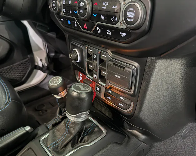JEEP Wrangler 2.0 PHEV Unlimited Rubicon Automatic Soft Top