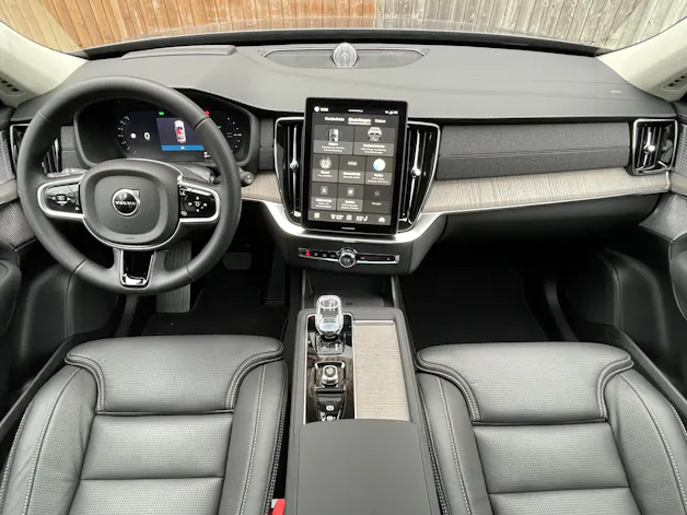 VOLVO XC90 2.0 T8 TE Ultra Dark eAWD