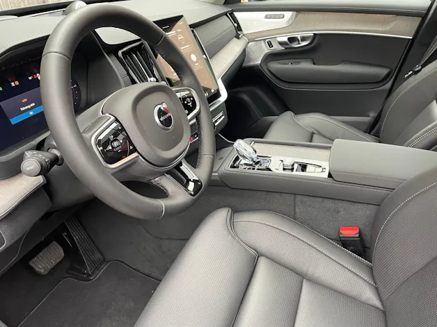 VOLVO XC90 2.0 T8 TE Ultra Dark eAWD