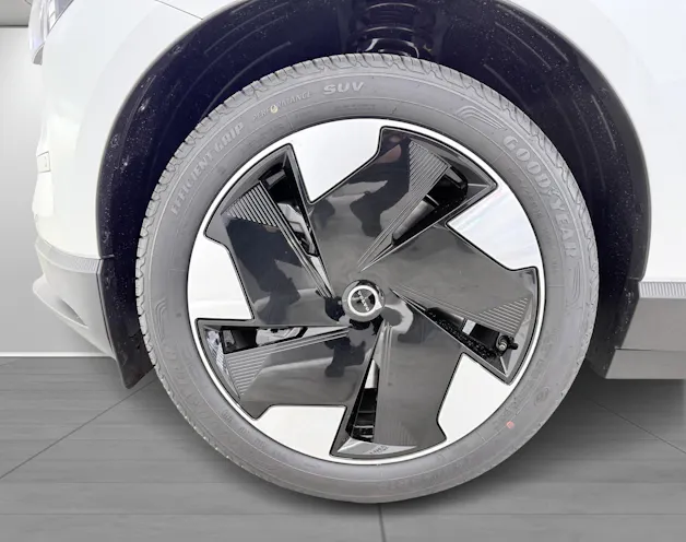 VOLVO EX 30 E60 Twin Plus Performance