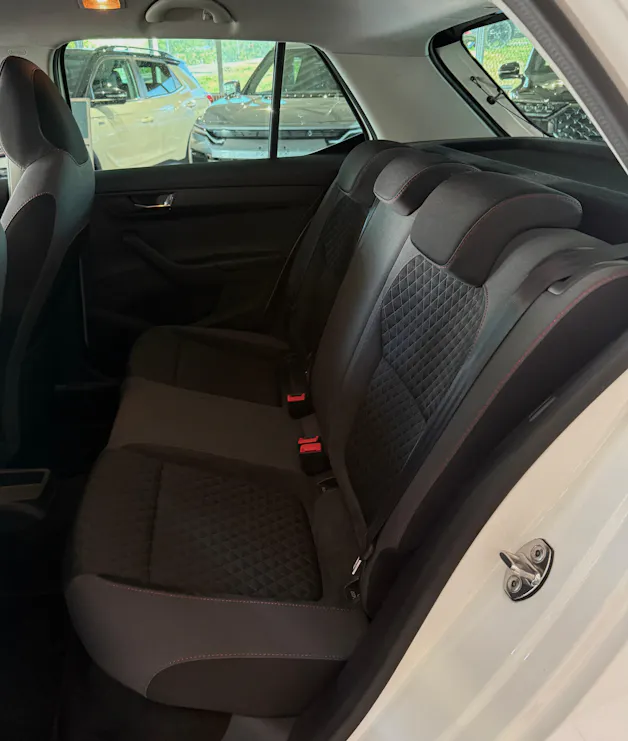 SKODA Fabia 1.4 TSI R5 DSG