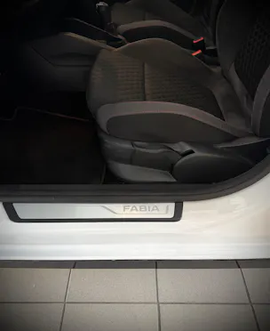 SKODA Fabia 1.4 TSI R5 DSG