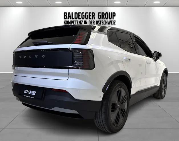VOLVO EX 30 CC E60 Twin Performance A