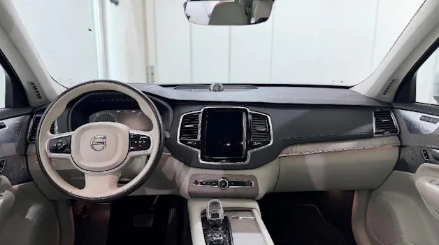 VOLVO XC90 2.0 T8 TE Inscription 7P.