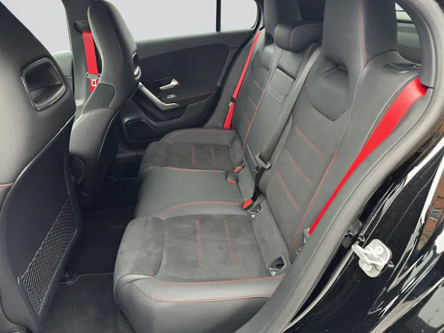 MERCEDES-BENZ A AMG 35 4Matic 8G-DCT Night