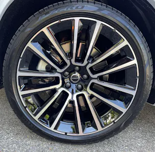 VOLVO XC90 2.0 T8 TE Ultra Dark eAWD