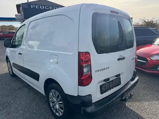PEUGEOT Partner 1.6 HDI Urban Pack