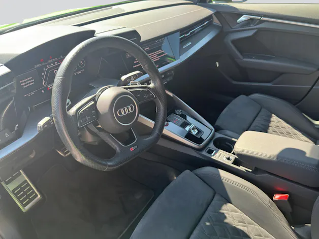 AUDI RS3 Sportback 2.5 TSI quattro S-tronic Black Edition