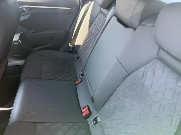 AUDI RS3 Sportback 2.5 TSI quattro S-tronic Black Edition