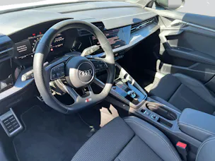 AUDI S3 Limousine 2.0 TFSI quattro S-tronic Black Edition