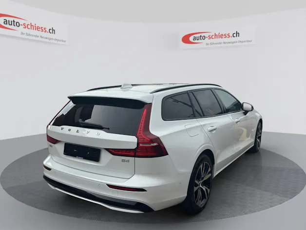 VOLVO V60 B4 Benzin Mild Hybrid Plus Dark DCT