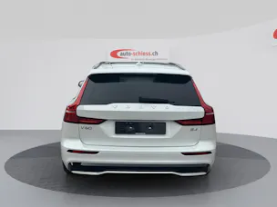 VOLVO V60 B4 Benzin Mild Hybrid Plus Dark DCT