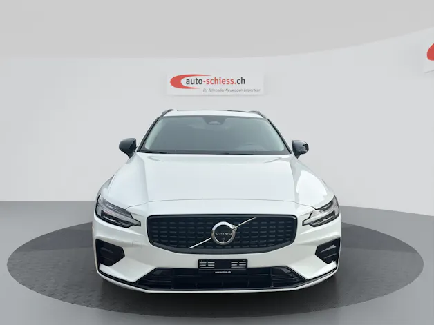 VOLVO V60 B4 Benzin Mild Hybrid Plus Dark DCT