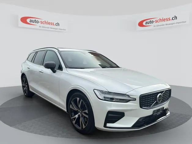 VOLVO V60 B4 Benzin Mild Hybrid Plus Dark DCT