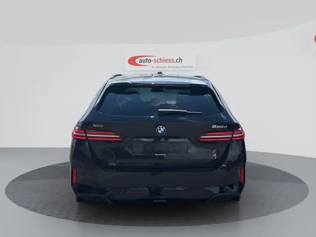 BMW 520d xDrive Touring M Sport Steptronic