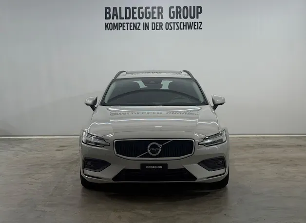VOLVO V60 2.0 D4 Momentum