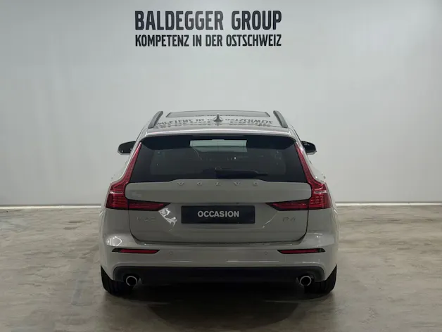 VOLVO V60 2.0 D4 Momentum