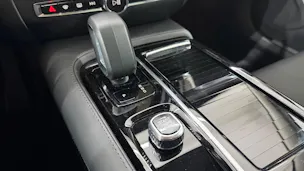 VOLVO V60 2.0 T8 TE Ultra Dark eAWD
