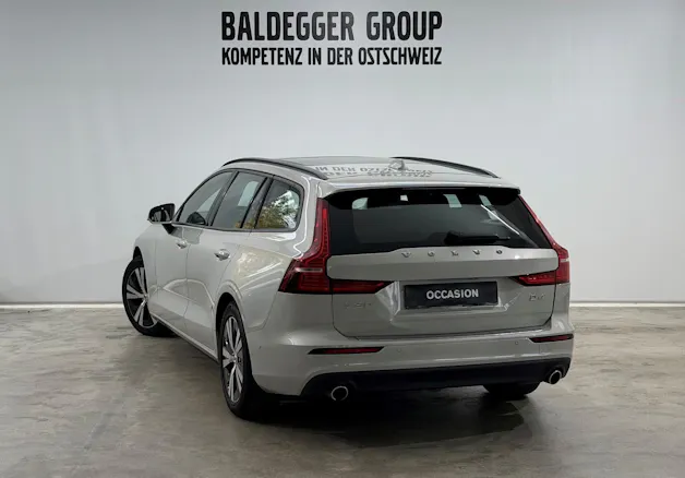 VOLVO V60 2.0 D4 Momentum