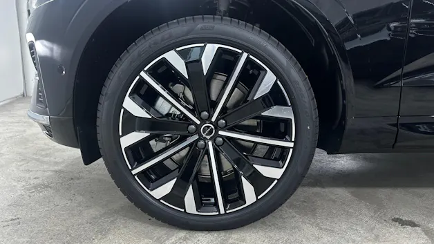 VOLVO XC60 2.0 T6 TE Ultra Bright eA