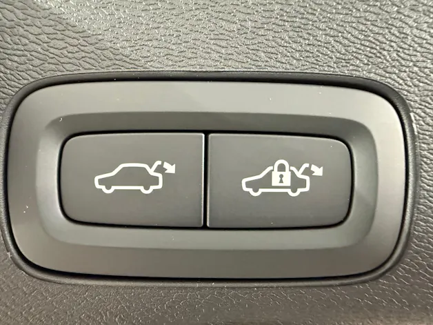 VOLVO XC60 2.0 T6 TE Ultra Bright eA