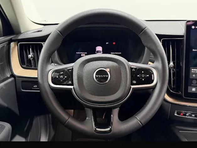 VOLVO XC60 2.0 T6 TE Ultra Bright eA