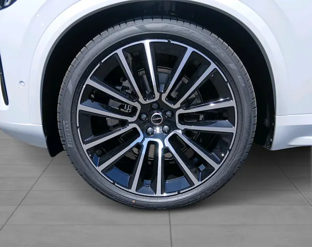 VOLVO XC90 2.0 B5 MH Ultra Dark AWD