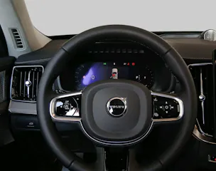 VOLVO XC90 2.0 B5 MH Ultra Dark AWD