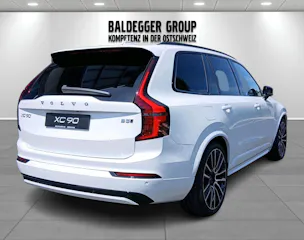 VOLVO XC90 2.0 B5 MH Ultra Dark AWD