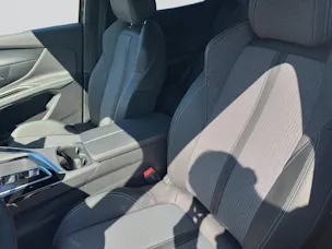 PEUGEOT 3008 1.2 PureTech Allure Pack EAT8