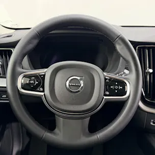 VOLVO XC60 2.0 T6 TE R-Design eAWD