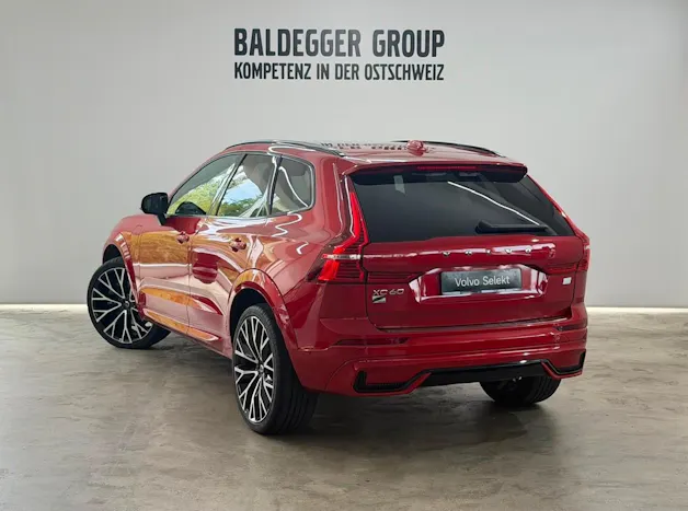 VOLVO XC60 2.0 T6 TE R-Design eAWD