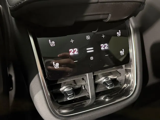 VOLVO ES90 Ultra