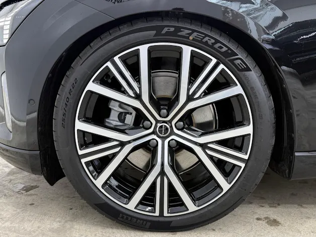 VOLVO ES90 Ultra