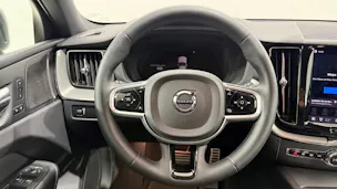 VOLVO XC60 2.0 B4 MH R-Design AWD