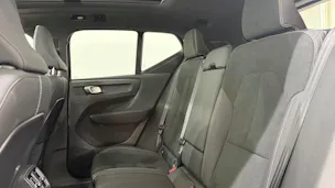 VOLVO XC40 2.0 B3 MH Plus Dark