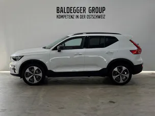 VOLVO XC40 2.0 B3 MH Plus Dark