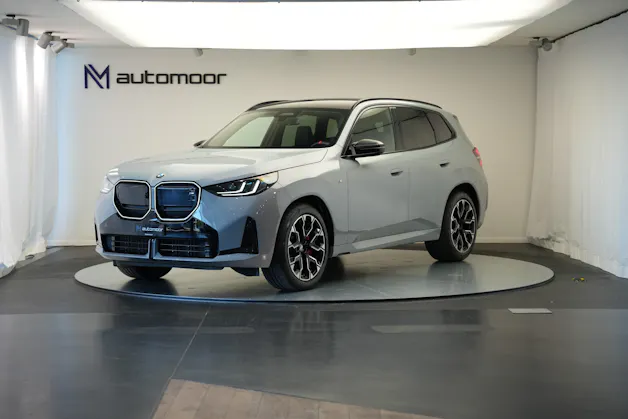 BMW X3 xDrive M50 48V M Sport Pro *AHK* *Panorama* *Iconic Glow*
