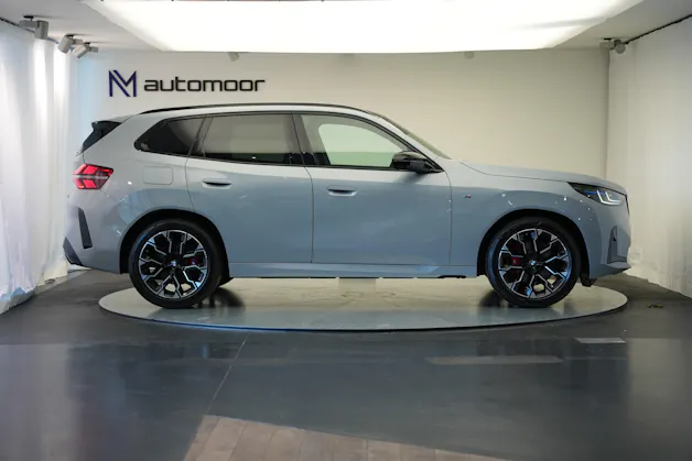 BMW X3 xDrive M50 48V M Sport Pro *AHK* *Panorama* *Iconic Glow*
