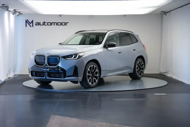 BMW X3 xDrive M50 48V M Sport Pro *AHK* *Panorama* *Iconic Glow*
