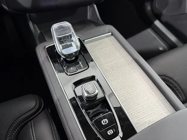 VOLVO XC90 2.0 T8 TE Ultra Bright eA