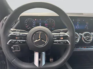 MERCEDES-BENZ GLA 200d 8G-DCT AMG Line Night
