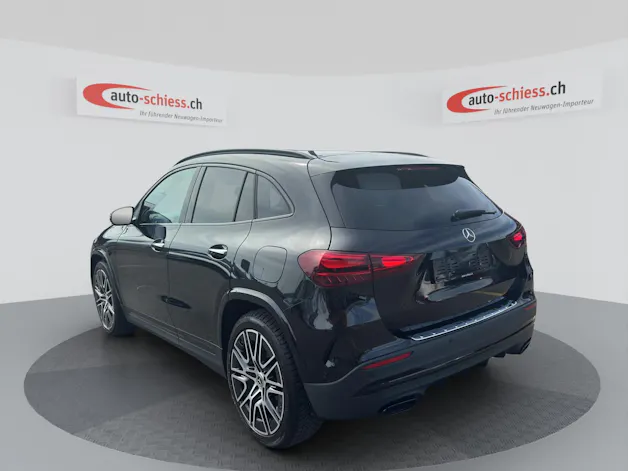 MERCEDES-BENZ GLA 200d 8G-DCT AMG Line Night
