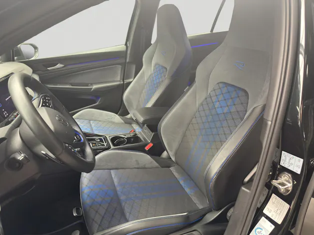 VW Golf 2.0 TSI R DSG 4Motion Performance Black Style